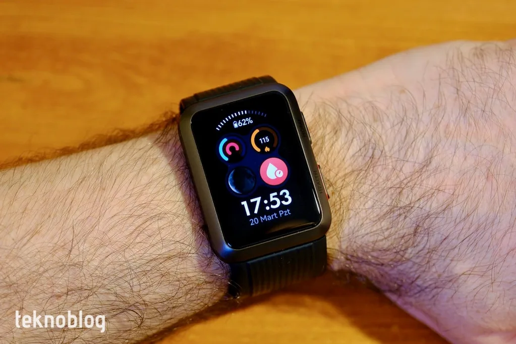 Huawei Watch D özel fırsatlarla Online Mağaza’da