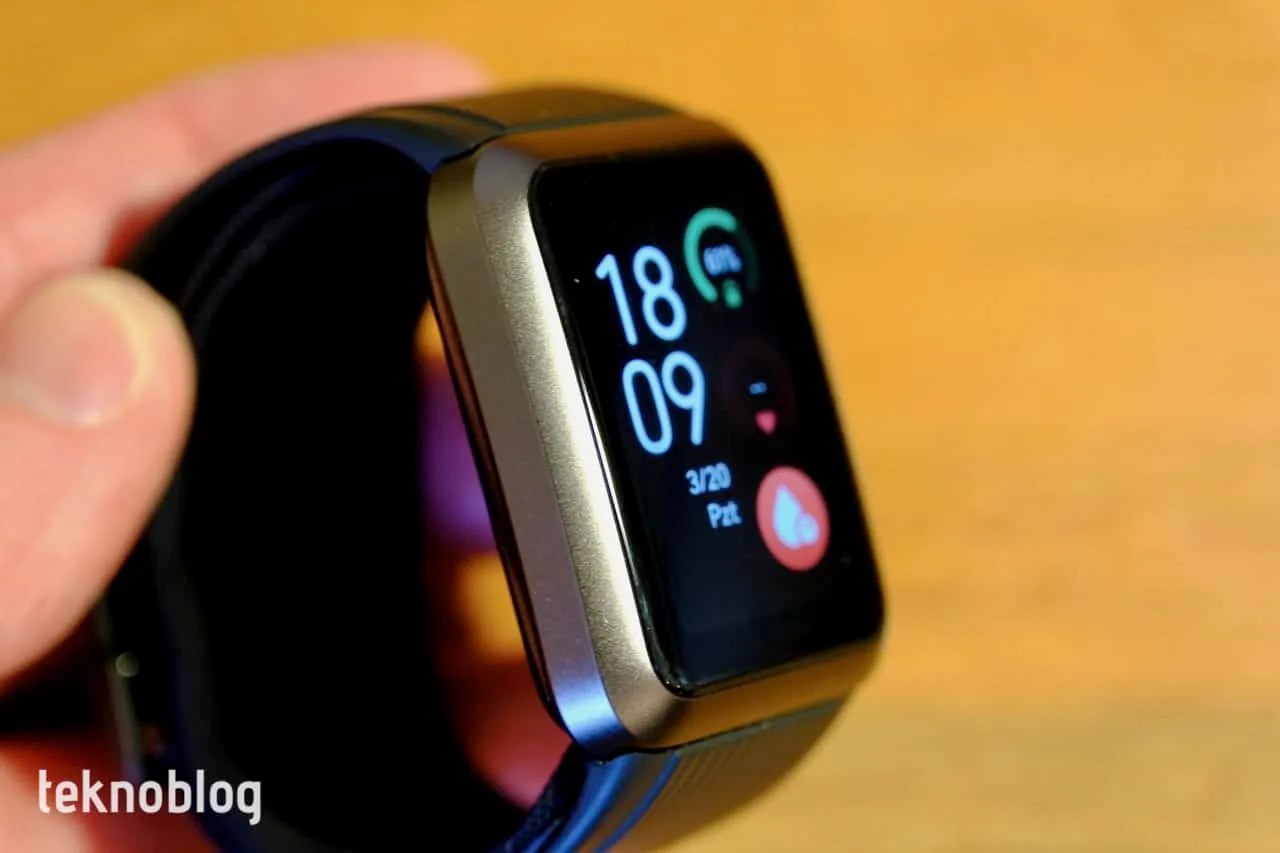 Huawei’nin kan basıncı takibi yapabilen yeni akıllı saati Watch D2 yakında tanıtılacak