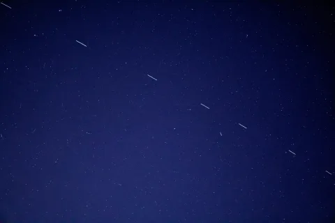 İnternet uydularının yarattığı kargaşa gökbilimcilere pahalıya mal oluyor