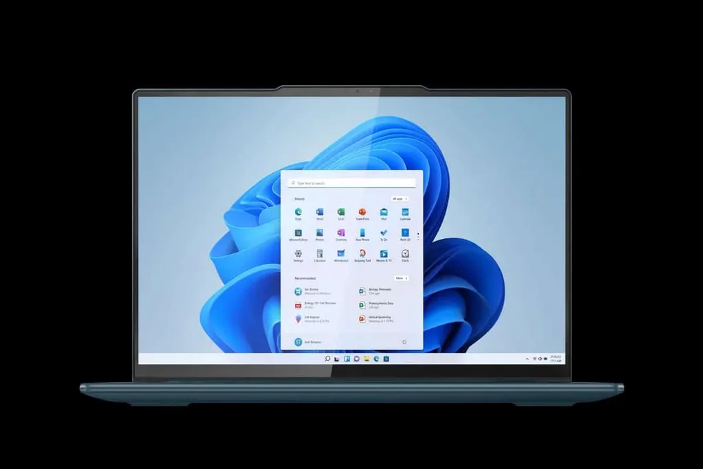 Lenovo Slim serisiyle Apple’ın MacBook’larına meydan okuyor