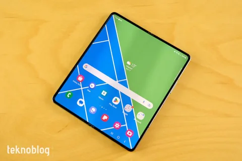Samsung Galaxy Z Fold 4 İncelemesi