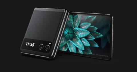 Yeni Motorola Razr küçük kapak ekranıyla gelecek