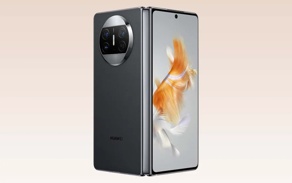 Katlanabilir telefon teknolojisini yeniden tanımlayan Huawei Mate X3 Türkiye’de