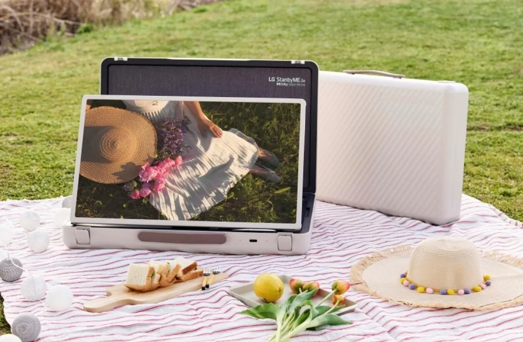 LG’den özel çantasıyla her yere taşınabilen ekran: StanbyMe Go