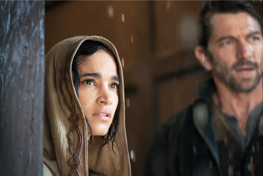 Netflix Rebel Moon’dan ilk kareleri paylaştı