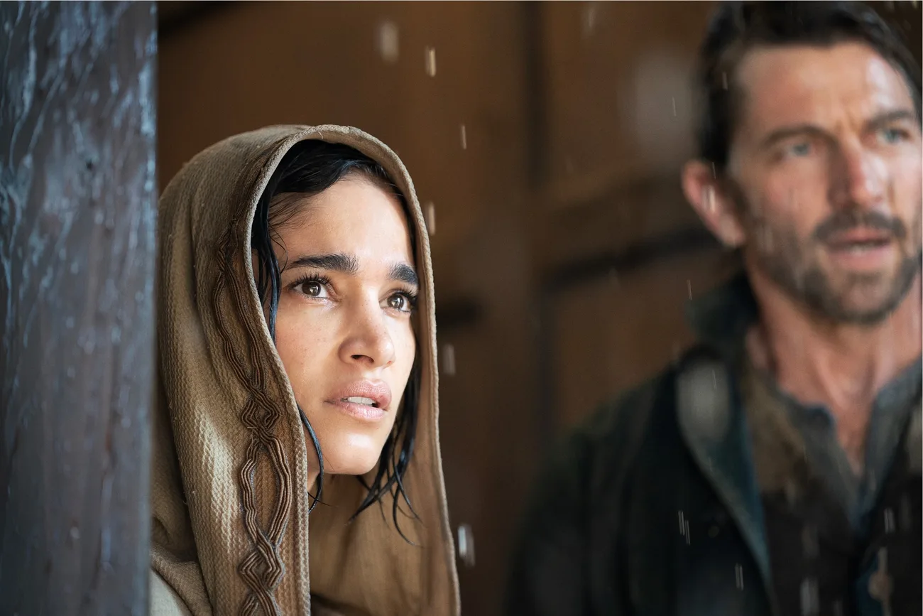 Netflix Rebel Moon’dan ilk kareleri paylaştı