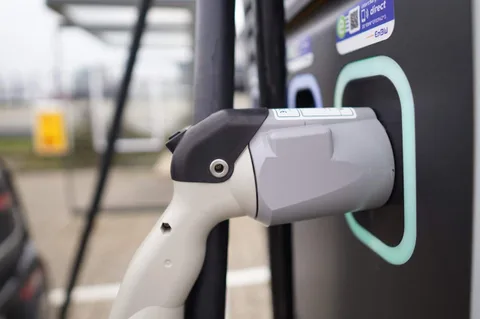 Avrupa Birliği otoyolları elektrikli araçlara göre yeniden şekilleniyor