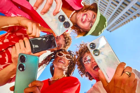 Orta segmentin iddialı üyelerinden Honor 90 için indirim fırsatı var