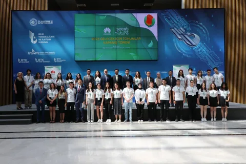Huawei Türkiye Gelecek İçin Tohumlar 2023 eğitim programı başarıyla tamamlandı