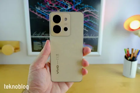 Vivo’dan yeni yıl sürprizi: Cazip indirimler ve değerli hediyelerle akıllı telefon sahibi olma fırsatı