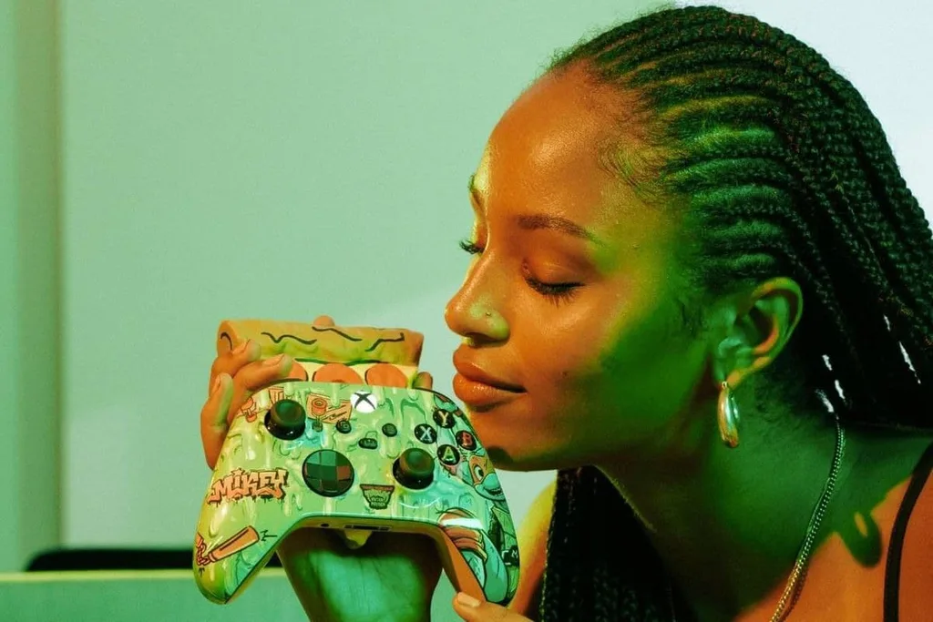 Microsoft yeni Ninja Kaplumbağalar filmi için pizza kokulu Xbox kumandası hazırladı