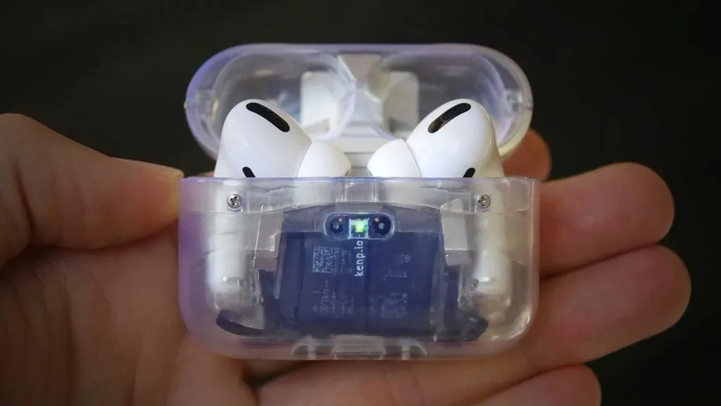 İlk USB-C iPhone’un geliştircisi şimdi de şeffaf AirPods Pro kutusu yaptı