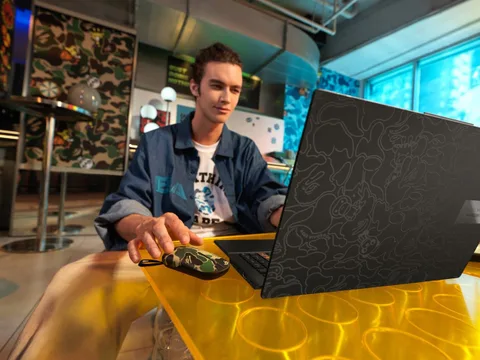 Asus ve BAPE iş birliği teknoloji ve moda arasında farklı bir buluşma yaratıyor