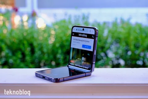 256 GB kapasiteli Samsung Galaxy Z Flip 5’te 2.000 TL’lik fiyat avantajı