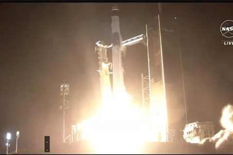 SpaceX Falcon 9 füzesi uzaya dört astronot taşıdı: İşte Crew-7 görevinin detayları