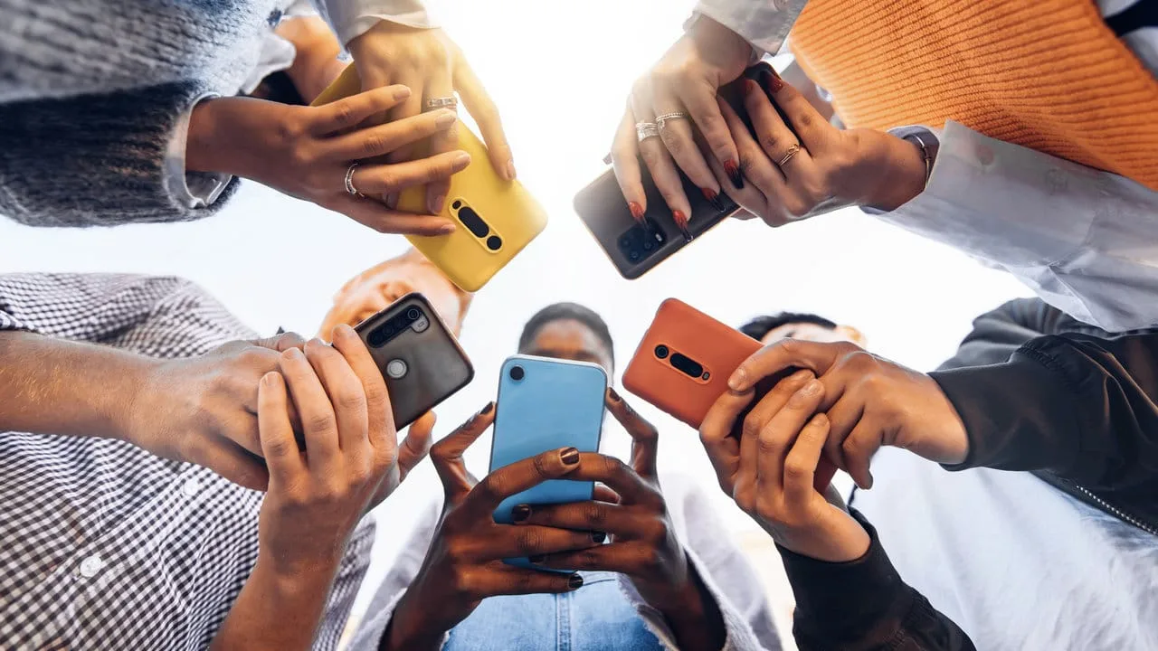 Üniversite öğrencileri İçin vergisiz telefon programı detaylandırıldı