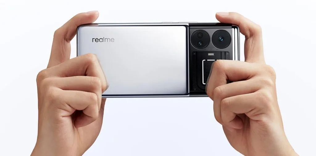 En yeni Realme GT5 sızıntısı farklı bir kamera sisteminin işaretini veriyor