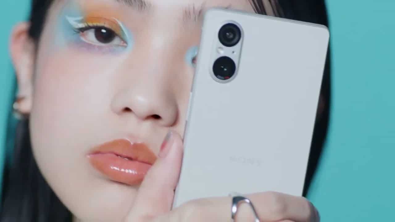 sony xperia 5 v