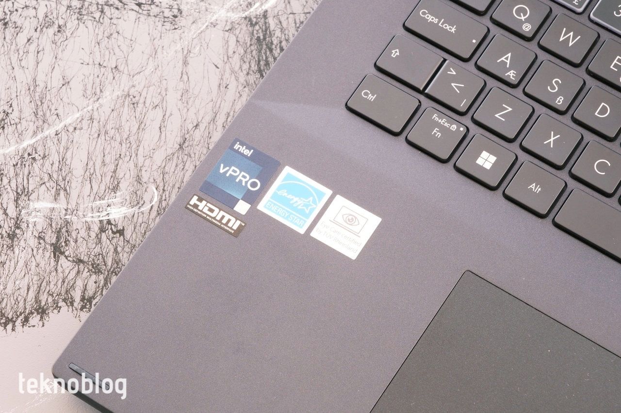 Asus ExpertBook B6 Flip B6602F İncelemesi