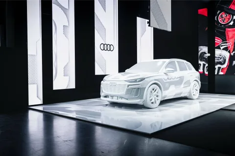 Audi elektrikli otomobil yolculuğunun en yeni üyelerini sergiliyor