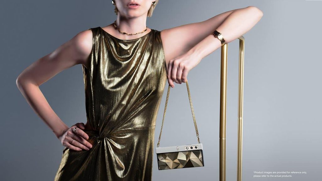 honor v purse
