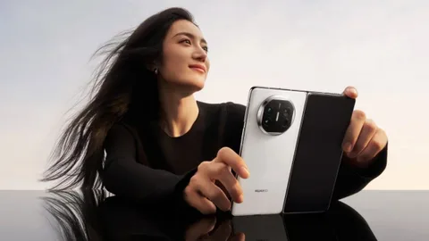 Huawei küresel katlanabilir telefon pazarında zirveye yerleşti