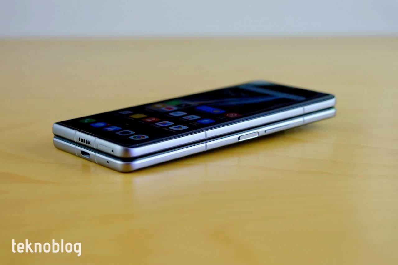 TECNO PHANTOM V Fold İncelemesi