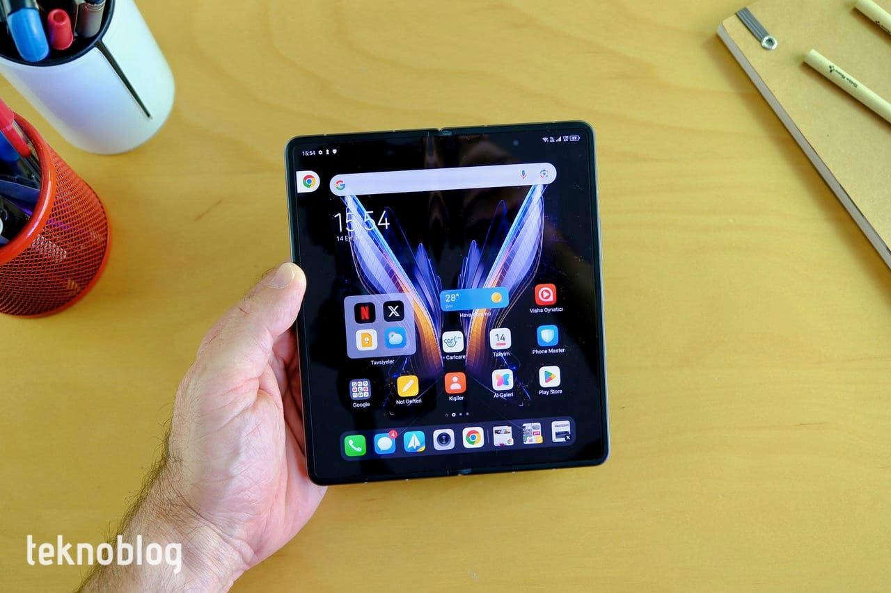 tecno phantom v fold inceleme