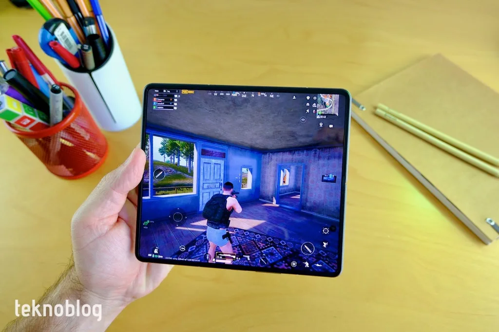 tecno phantom v fold inceleme
