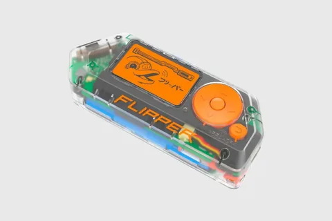 Flipper Zero’nun şeffaf sürümü yurt dışında piyasaya sürüldü