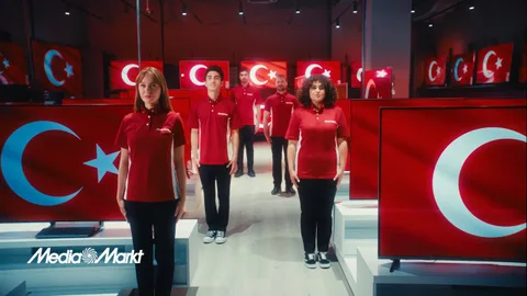 MediaMarkt, Cumhuriyet’in 100. Yılı şerefine Ceza ile özel reklam filmi yayınladı