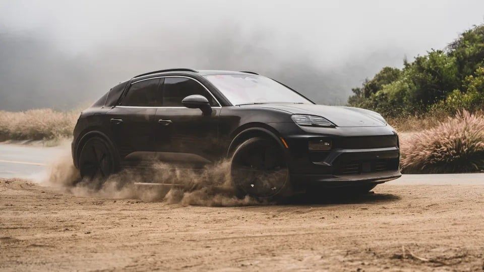 porsche elektrikli macan