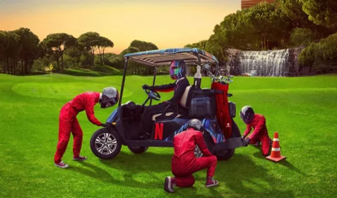 Netflix’in ilk canlı spor yayını “The Netflix Cup” F1 pilotlarını ve golf oyuncularını bir araya getirecek