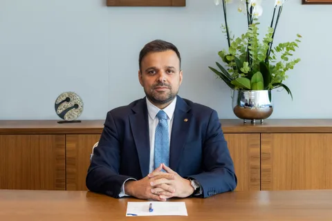 Turkcell’in yeni genel müdürü Dr. Ali Taha Koç oldu