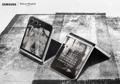 Samsung ve Maison Margiela iş birliği devam ediyor: Galaxy Z Flip 5 Maison Margiela Edition tanıtıldı