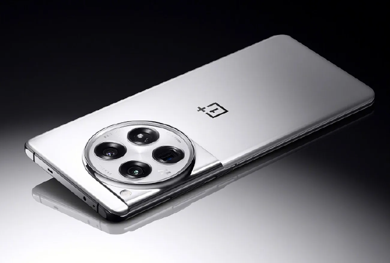 OnePlus 12 yenilenmiş anten tasarımı ve üç renk seçeneğiyle gelecek