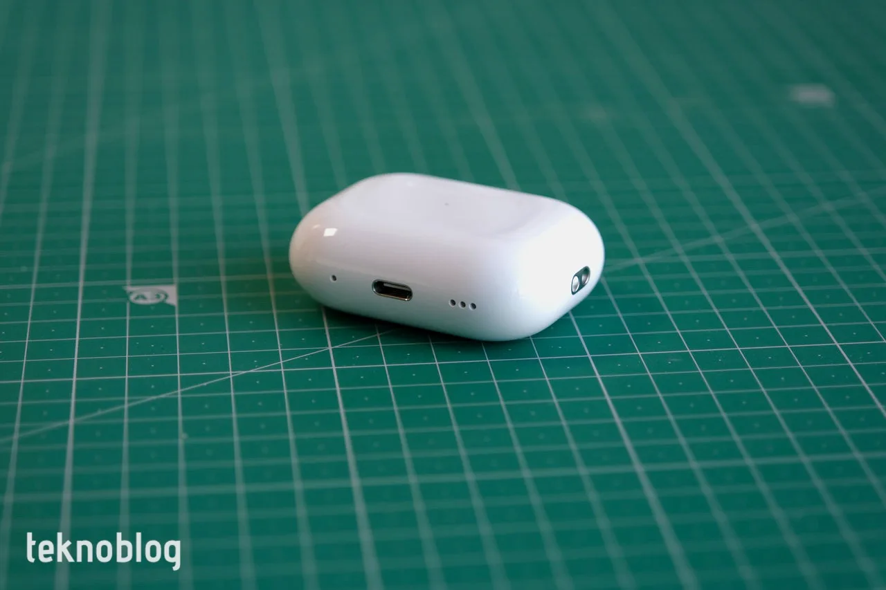 Apple, AirPods Pro 2. Nesil için USB-C şarj kutusunu ayrı olarak satmaya başladı