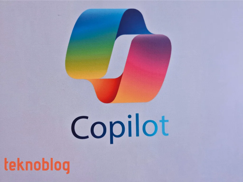 Microsoft Copilot artık el yazılarını okuyabiliyor