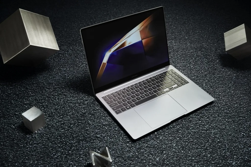 Samsung Galaxy Book 4 serisi dizüstü bilgisayarlar güçlü yapay zekâ özellikleriyle resmiyet kazandı