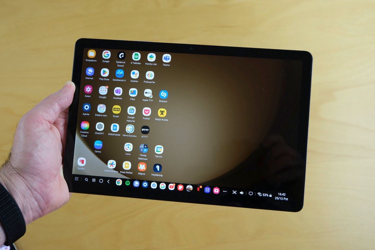 samsung galaxy tab a9+