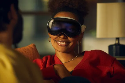 Apple Vision Pro beyin sinyalleriyle kullanılabilecek