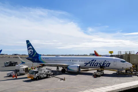 Boeing 737 Max 9 uçuşları güvenlik nedeniyle durduruldu
