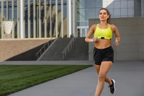 Garmin CES 2024’te türünün ilk örneği olan kalp atış hızı monitörünü tanıttı
