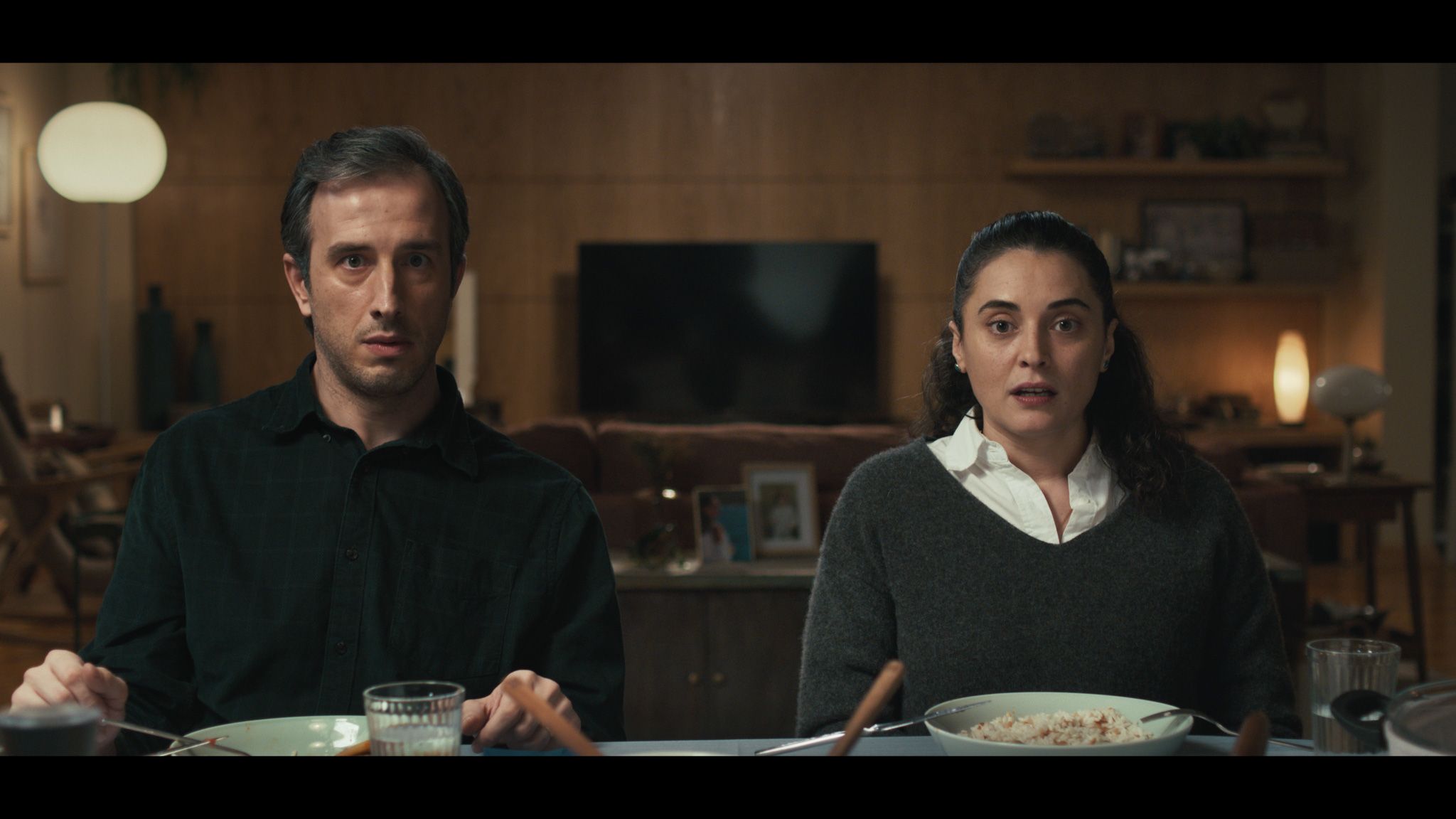 netflix kuvvetli bir alkış