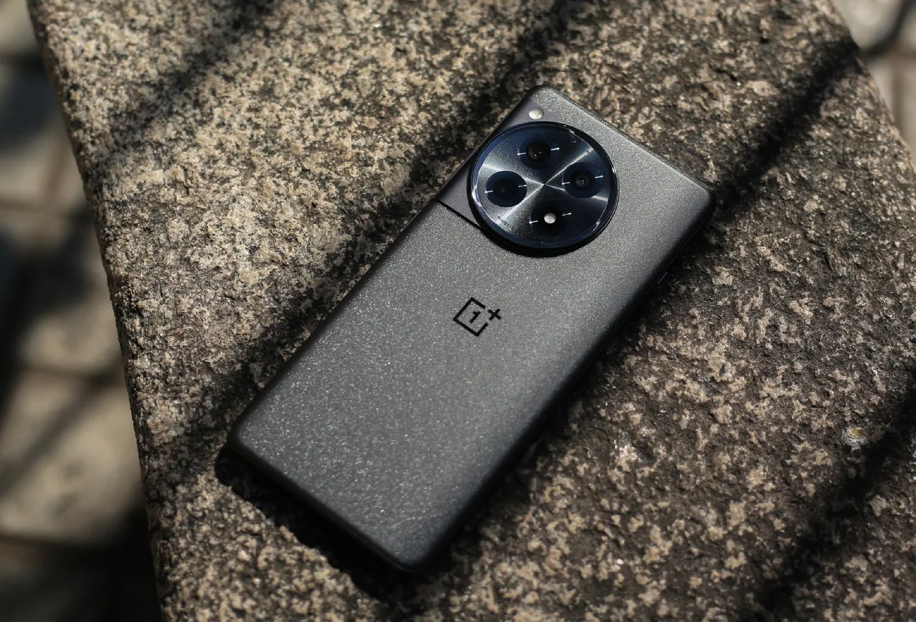 OnePlus Ace 5’te tercihini seramik kasadan yana kullanacak