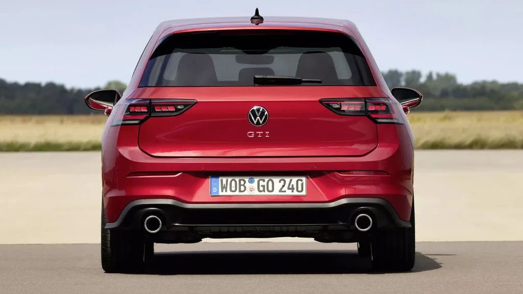 Yeni Volkswagen Golf ve Golf GTI serileri resmi olarak tanıtıldı