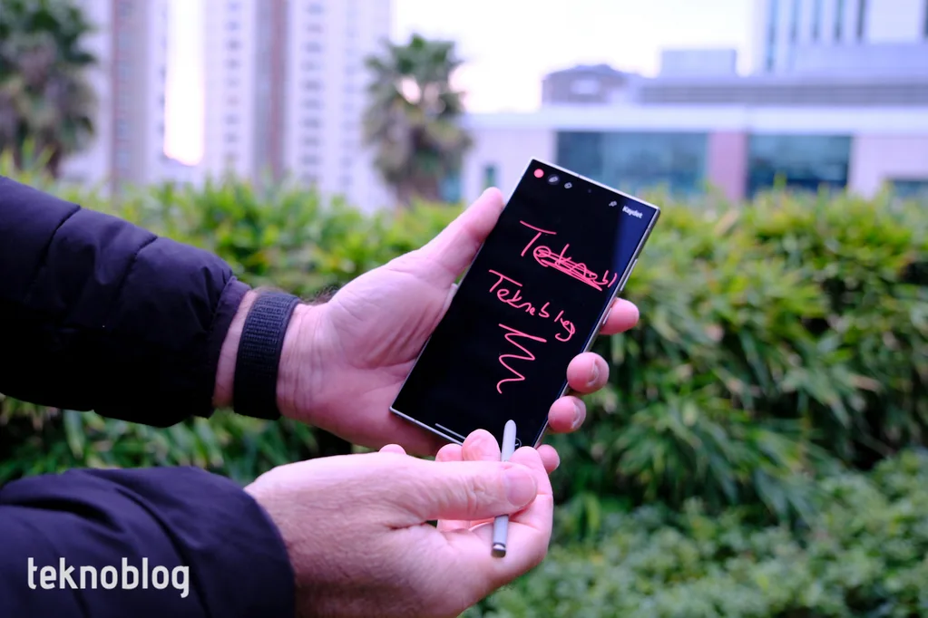Samsung Galaxy S26 Ultra’da S Pen donanımı değişiyor