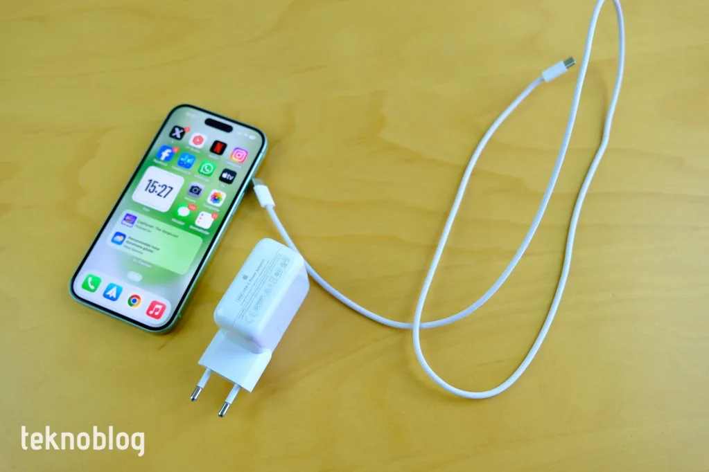 iPhone 15’in pil döngüsü ile ilgili Apple’dan güncelleme