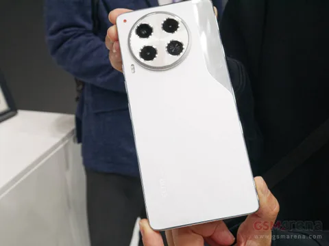 Tecno Camon 30 Pro, Camon 30 5G ve Camon 30 4G resmiyet kazandı