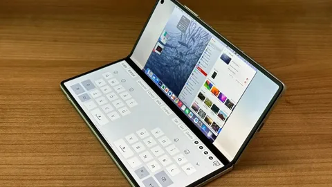 Vivo X Fold 3 görselleri sürpriz Mac entegrasyonunu gösteriyor